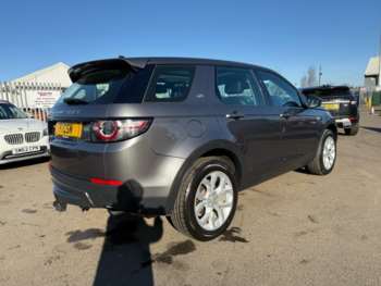 Used Land Rover Discovery Sport 2015 for sale - 73854087: Photo
