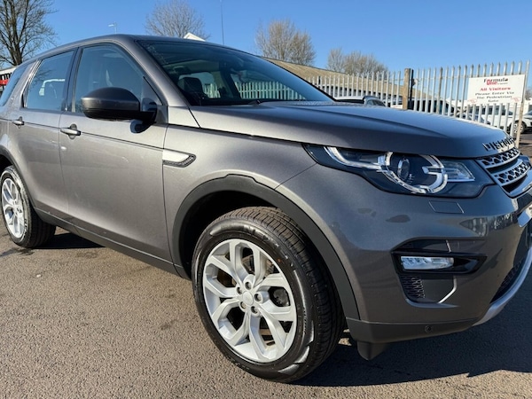 Used Land Rover Discovery Sport 2015 for sale - 73854087: Photo 5