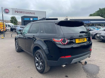 Used Land Rover Discovery Sport 2019 for sale - 79178522: Photo