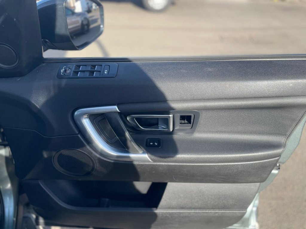 Used Land Rover Discovery Sport 2015 for sale - 77667482: Photo 14