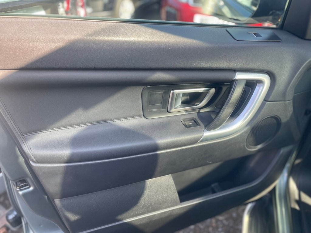 Used Land Rover Discovery Sport 2015 for sale - 77667482: Photo 31