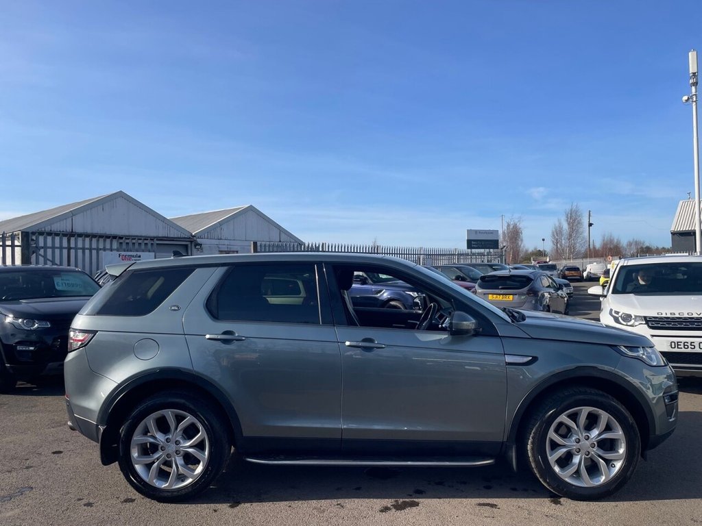Used Land Rover Discovery Sport 2015 for sale - 77667482: Photo 8