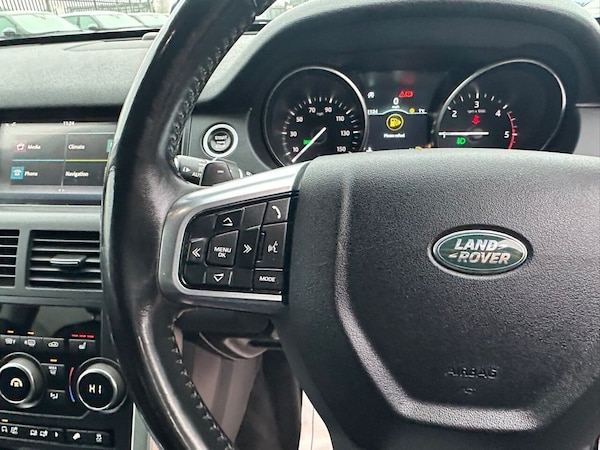 Used Land Rover Discovery Sport 2018 for sale - 72980997: Photo 21