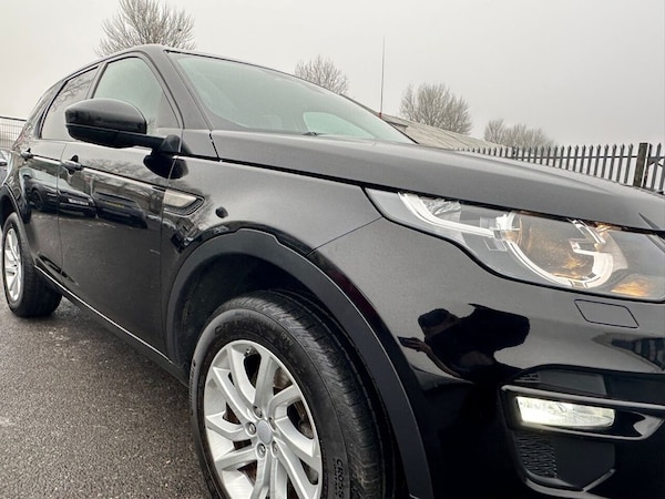 Used Land Rover Discovery Sport 2018 for sale - 72980997: Photo 8
