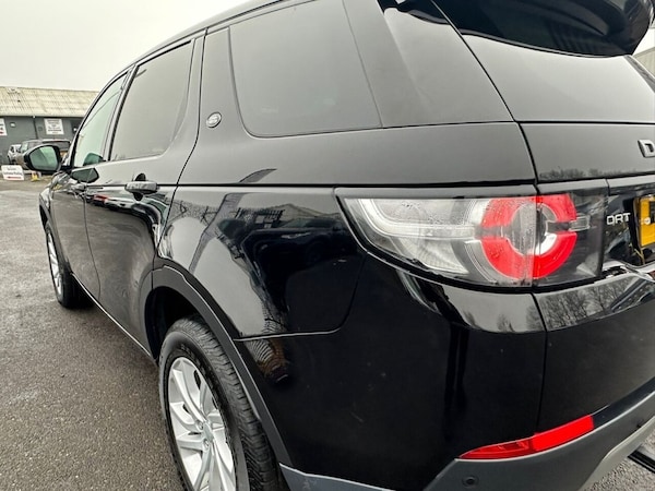 Used Land Rover Discovery Sport 2018 for sale - 72980997: Photo 9