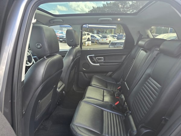 Used Land Rover Discovery Sport 2018 for sale - 75397117: Photo 31