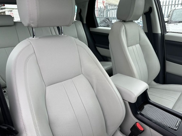 Used Land Rover Discovery Sport 2018 for sale - 70228300: Photo 17