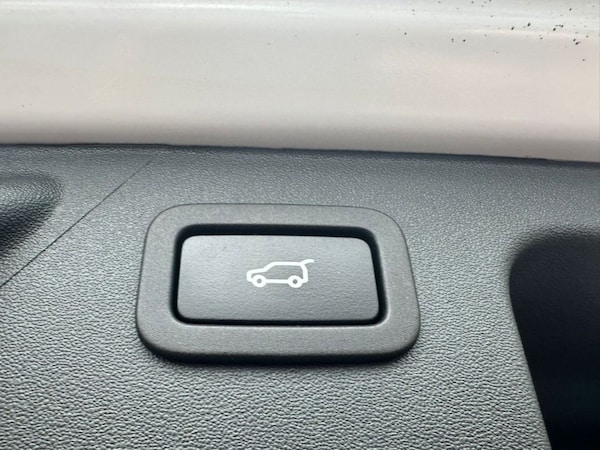 Used Land Rover Discovery Sport 2018 for sale - 70228300: Photo 37