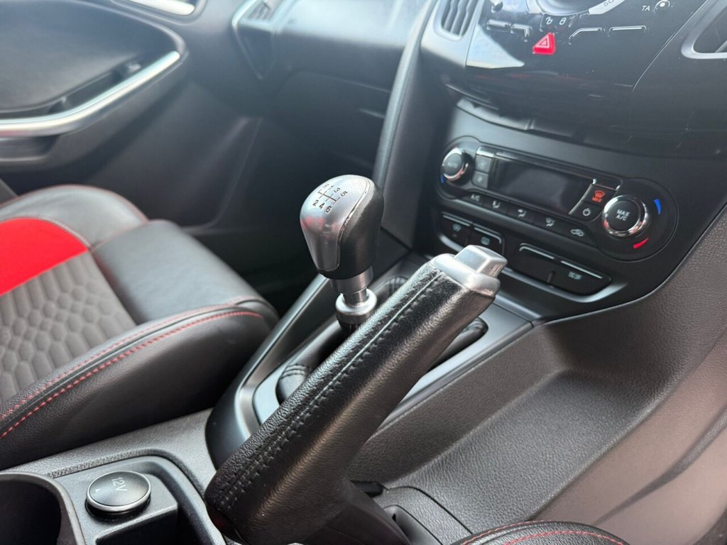 Used Ford Focus 2013 for sale - 75726972: Photo 17