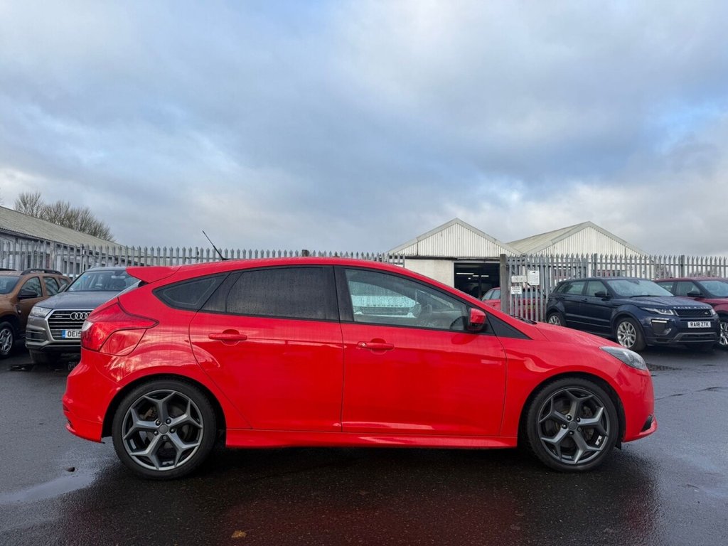 Used Ford Focus 2013 for sale - 75726972: Photo 7