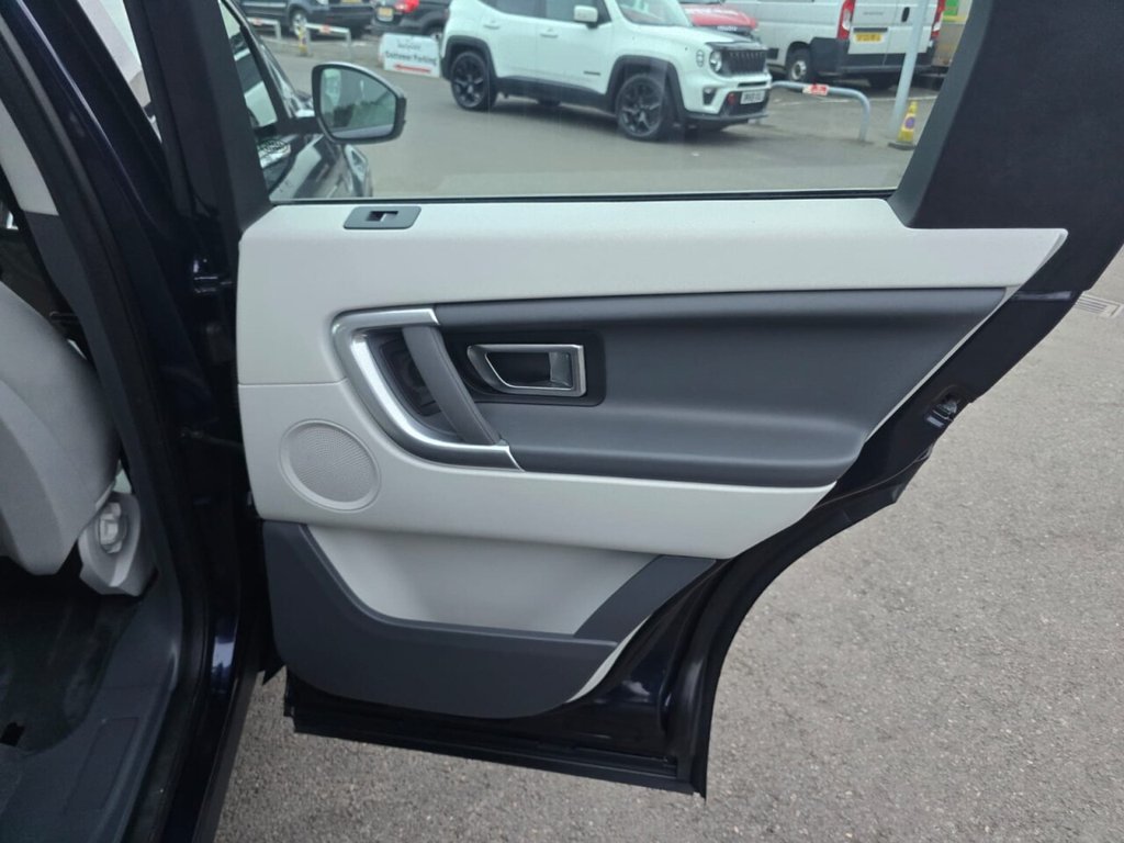 Used Land Rover Discovery Sport 2019 for sale - 75986646: Photo 31