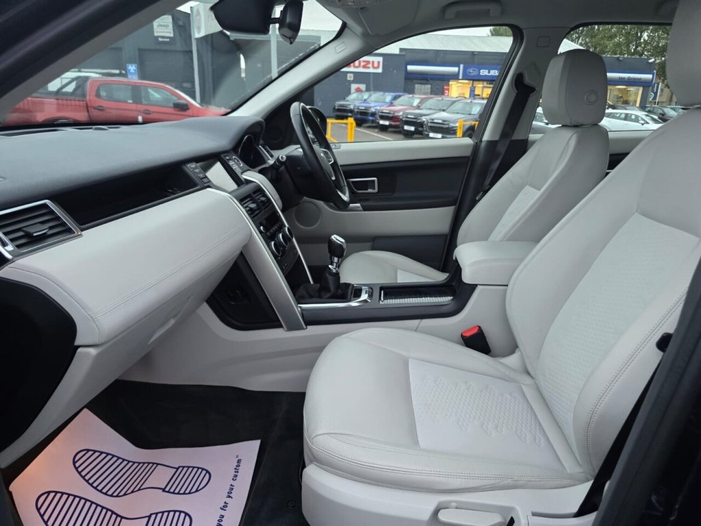 Used Land Rover Discovery Sport 2019 for sale - 75986646: Photo 32