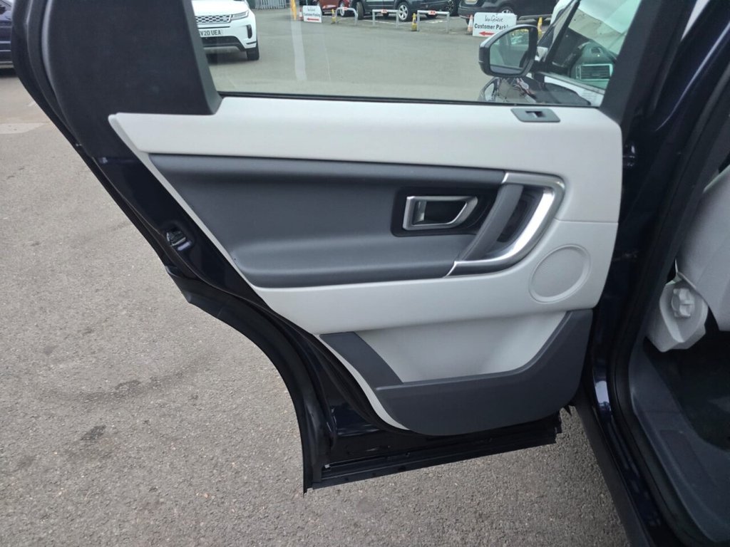 Used Land Rover Discovery Sport 2019 for sale - 75986646: Photo 33
