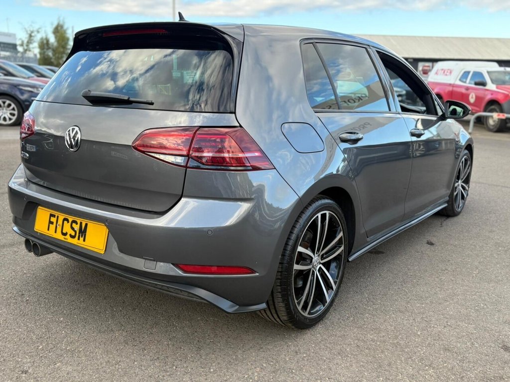 Used Volkswagen Golf 2019 for sale - 75347108: Photo 10