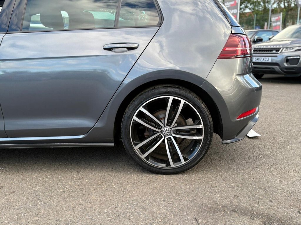 Used Volkswagen Golf 2019 for sale - 75347108: Photo 12