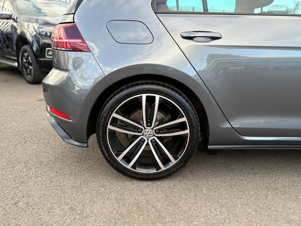 Used Volkswagen Golf 2019 for sale - 75347108: Photo 14