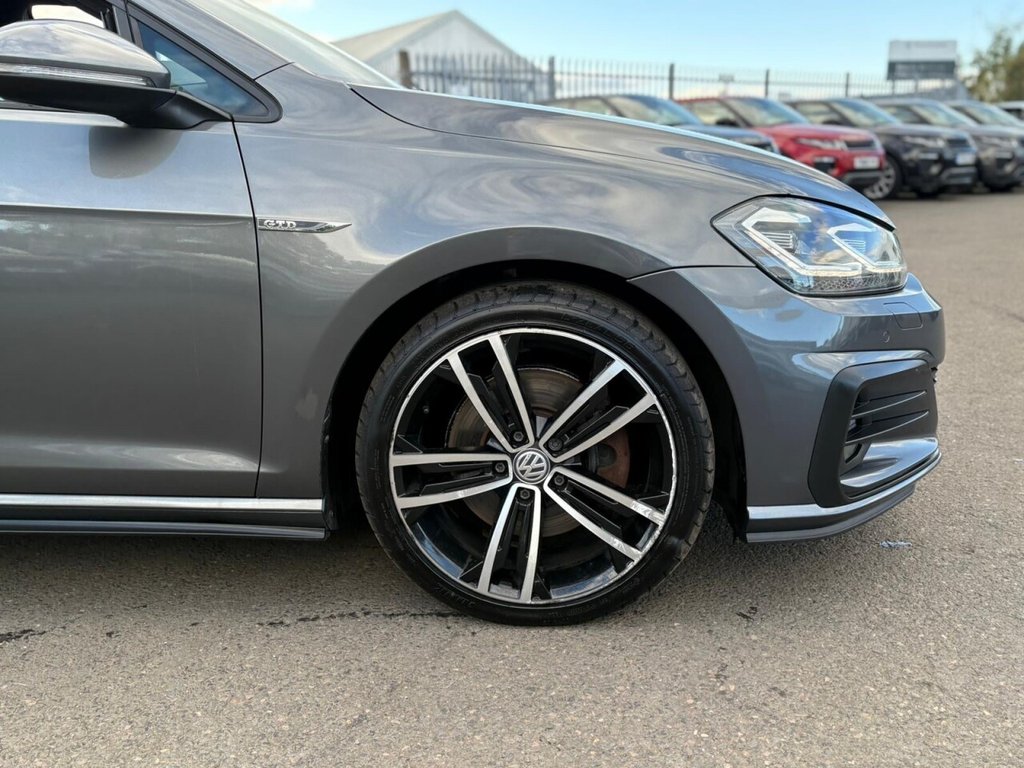 Used Volkswagen Golf 2019 for sale - 75347108: Photo 15