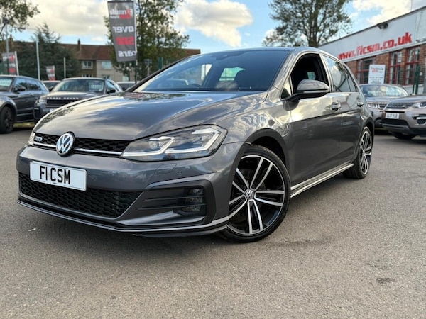 Used Volkswagen Golf 2019 for sale - 75347108: Photo 1