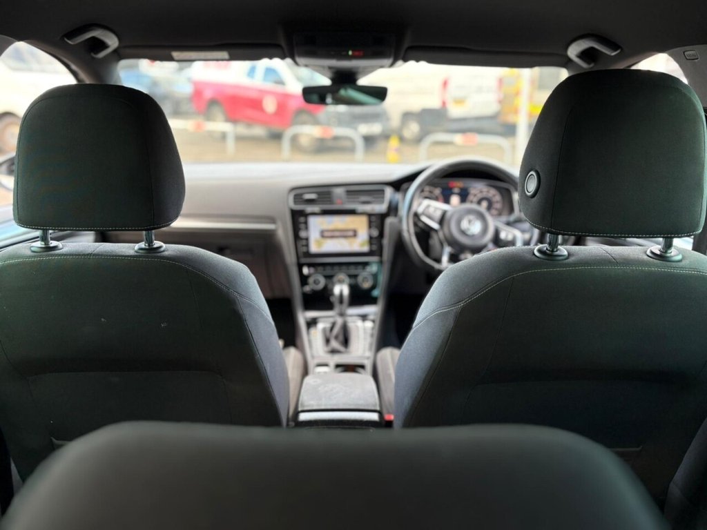 Used Volkswagen Golf 2019 for sale - 75347108: Photo 20