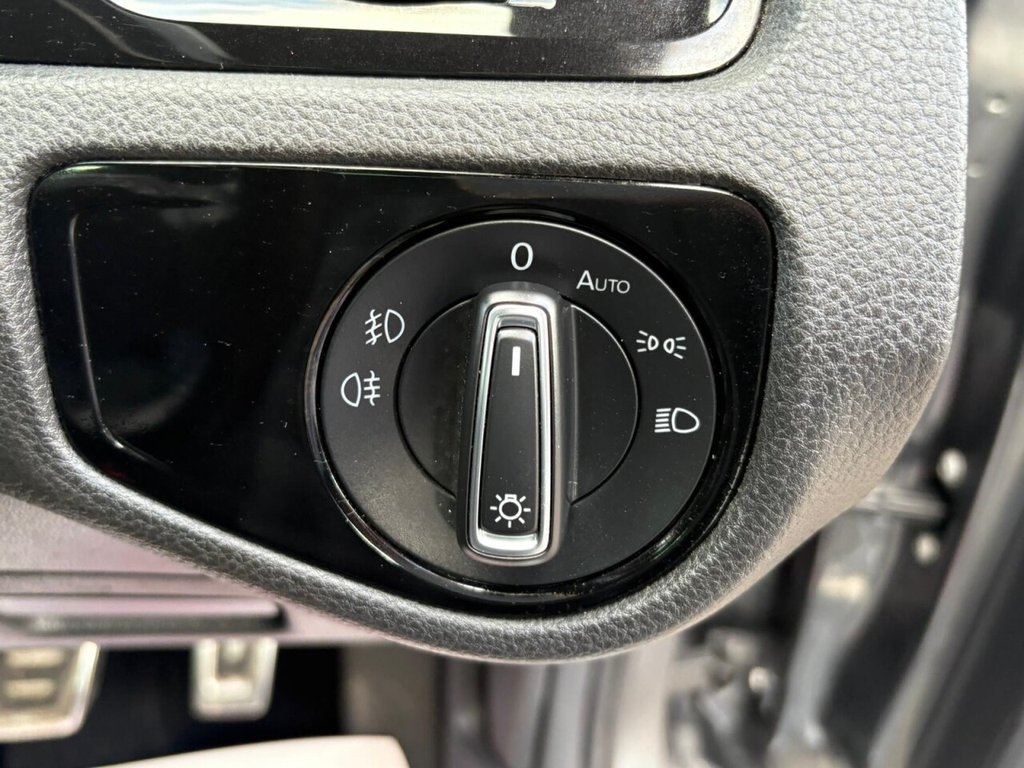 Used Volkswagen Golf 2019 for sale - 75347108: Photo 22