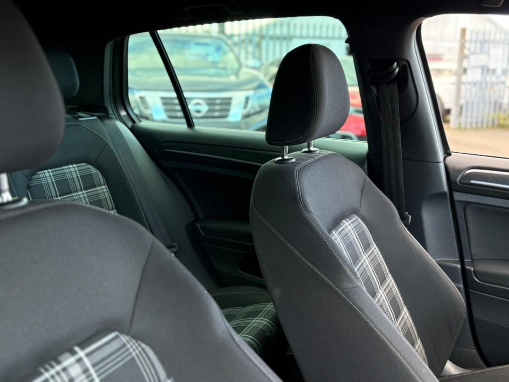 Used Volkswagen Golf 2019 for sale - 75347108: Photo 26