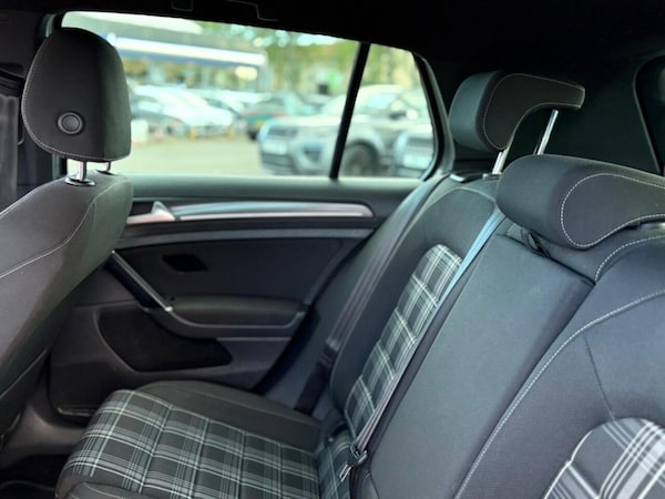 Used Volkswagen Golf 2019 for sale - 75347108: Photo 35