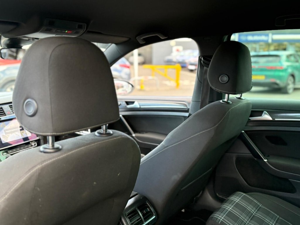 Used Volkswagen Golf 2019 for sale - 75347108: Photo 36