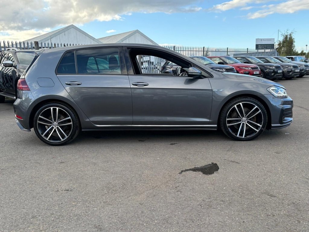 Used Volkswagen Golf 2019 for sale - 75347108: Photo 5