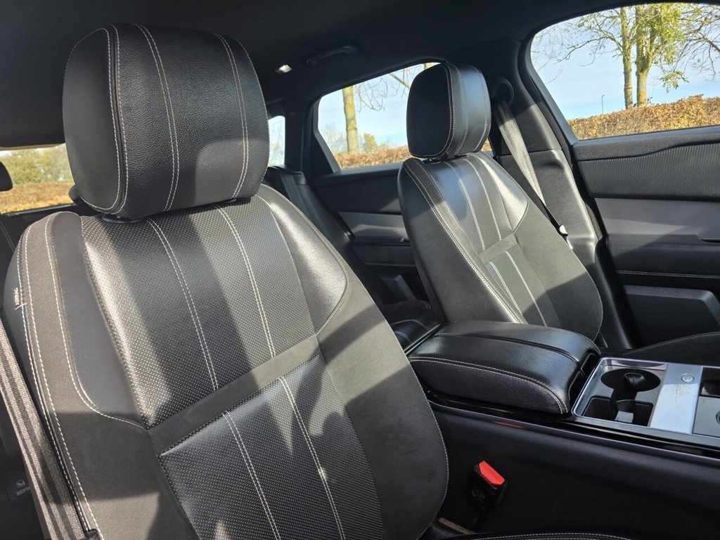 Used Land Rover Range Rover Velar 2018 for sale - 76345865: Photo 26