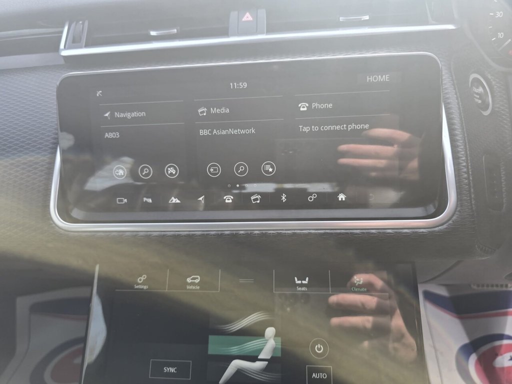 Used Land Rover Range Rover Velar 2018 for sale - 76345865: Photo 32