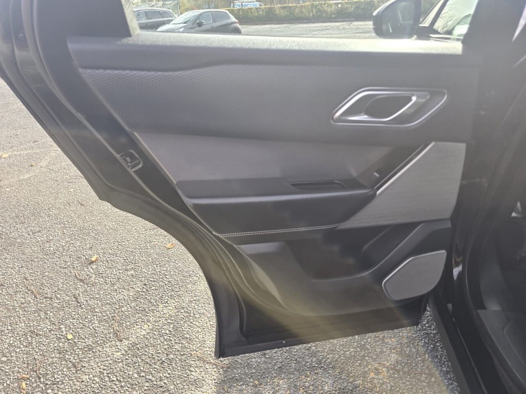 Used Land Rover Range Rover Velar 2018 for sale - 76345865: Photo 39