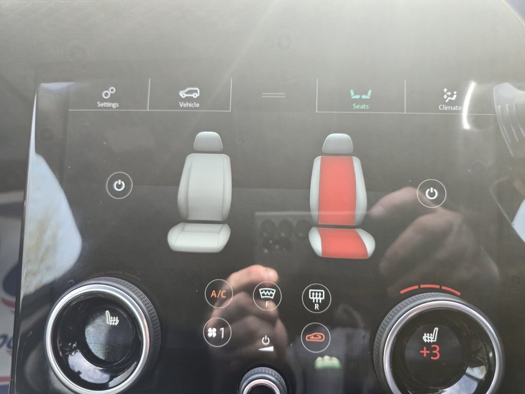 Used Land Rover Range Rover Velar 2018 for sale - 76345865: Photo 43