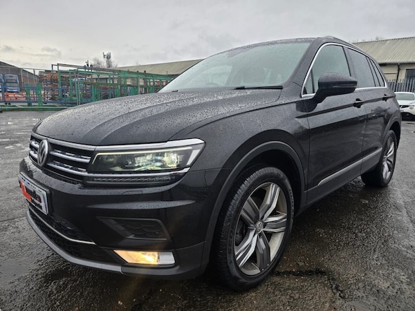 Used Volkswagen Tiguan 2017 for sale - 70770102: Photo 2