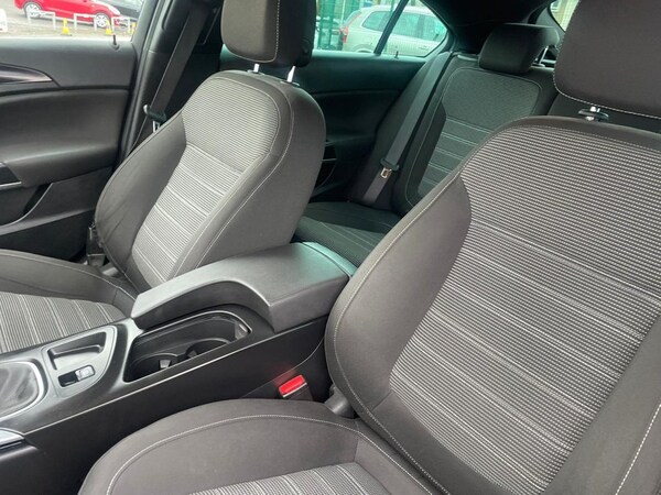 Used Vauxhall Insignia 2015 for sale - 66725273: Photo 32