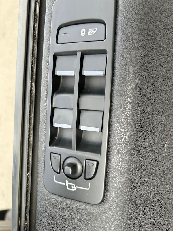 Used Land Rover Discovery Sport 2016 for sale - 68215769: Photo 14