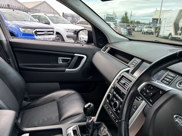 Used Land Rover Discovery Sport 2016 for sale - 68215769: Photo 18