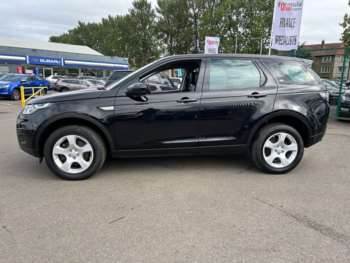 Used Land Rover Discovery Sport 2016 for sale - 68215769: Photo