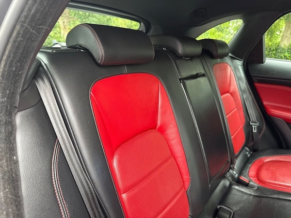 Used Jaguar F-Pace 2017 for sale - 75444268: Photo 32
