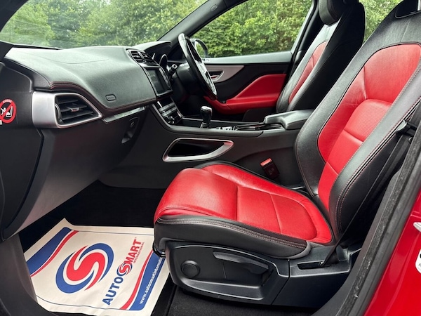 Used Jaguar F-Pace 2017 for sale - 75444268: Photo 37