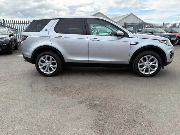 Used Land Rover Discovery Sport 2017 for sale - 73488359: Photo 7