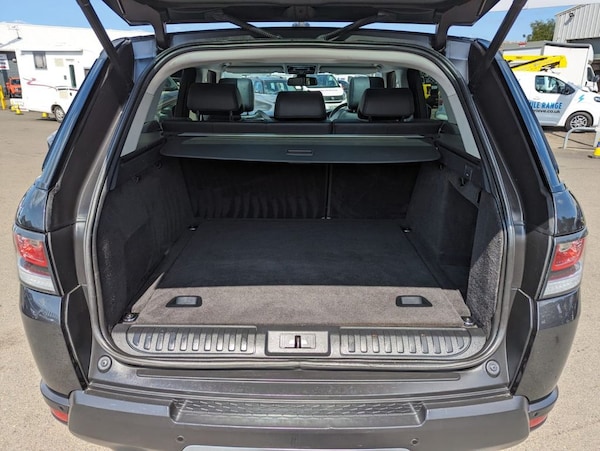 Used Land Rover Range Rover Sport 2016 for sale - 67715352: Photo 29