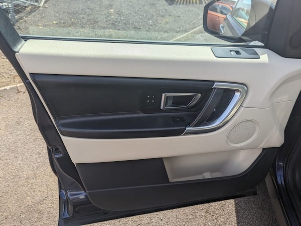 Used Land Rover Discovery Sport 2016 for sale - 67151967: Photo 48