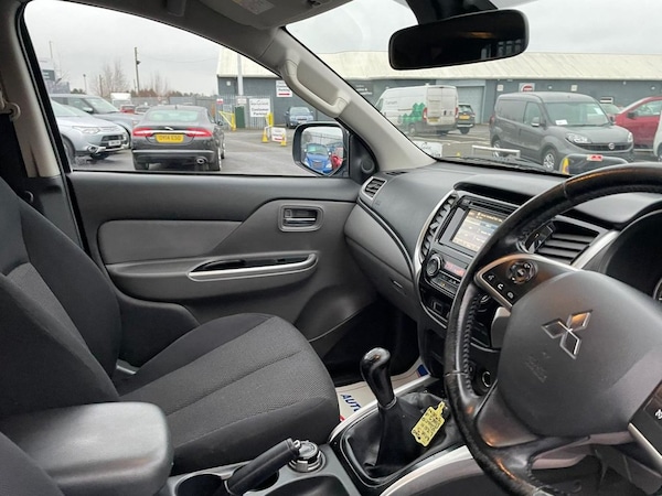 Used Mitsubishi L200 2015 for sale - 69945789: Photo 19