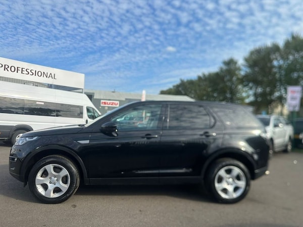 Used Land Rover Discovery Sport 2017 for sale - 68323197: Photo 3