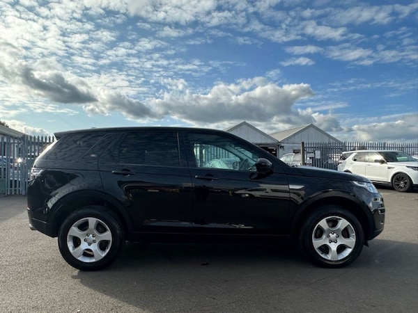 Used Land Rover Discovery Sport 2017 for sale - 68323197: Photo 7