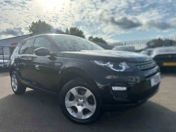 Used Land Rover Discovery Sport 2017 for sale - 68323197: Photo 8