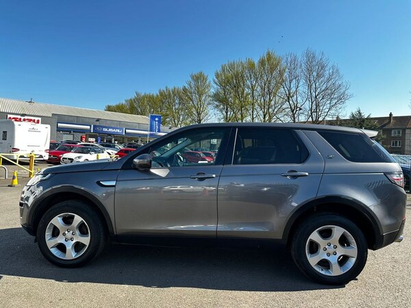 Used Land Rover Discovery Sport 2016 for sale - 67012732: Photo 3