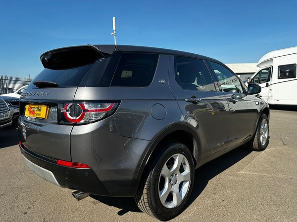 Used Land Rover Discovery Sport 2016 for sale - 67012732: Photo 6