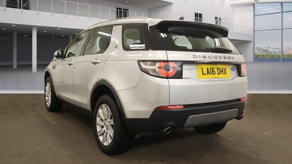 Used Land Rover Discovery Sport 2016 for sale - 71148657: Photo 6