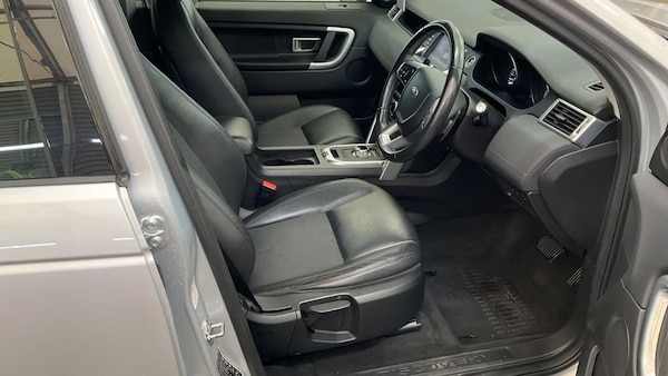 Used Land Rover Discovery Sport 2016 for sale - 71148657: Photo 9